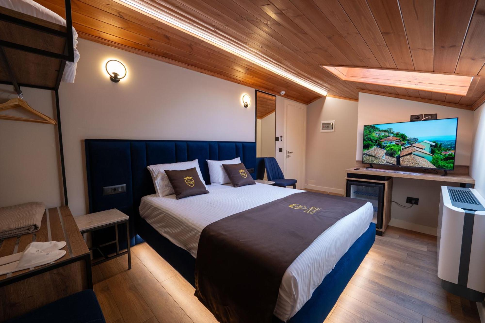 Hotel Dior Krujë Esterno foto